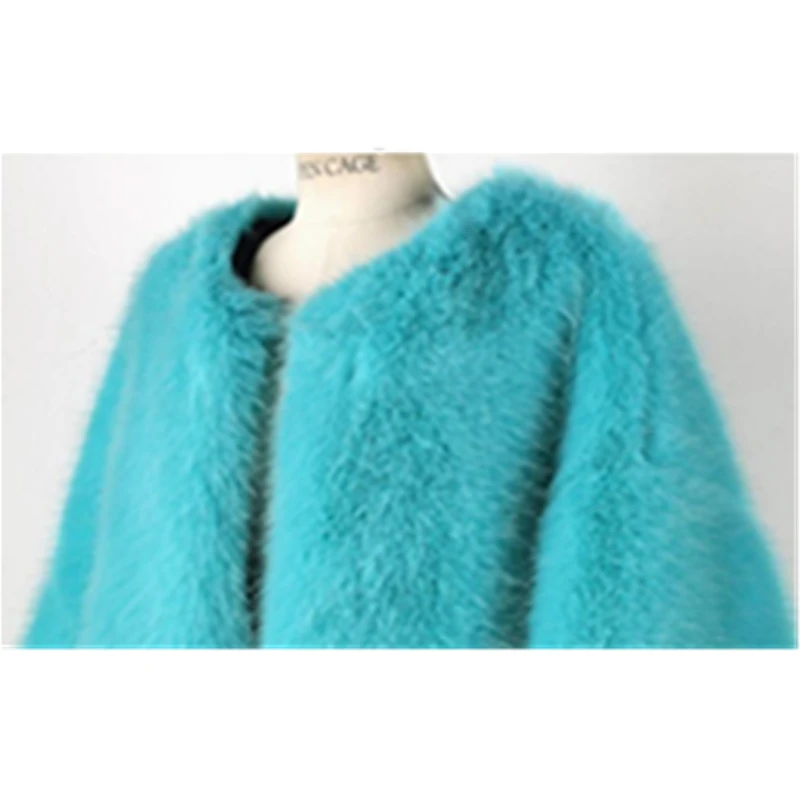 Women Winter Autumn New Fashion Female Long Sleeve High quality Round neck Single-breasted Overcoat Faux fur Loose coat C 775
Women Winter Autumn New Fashion Female Long Sleeve High quality Round neck Single-breasted Overcoat Faux fur Loose coat C 775