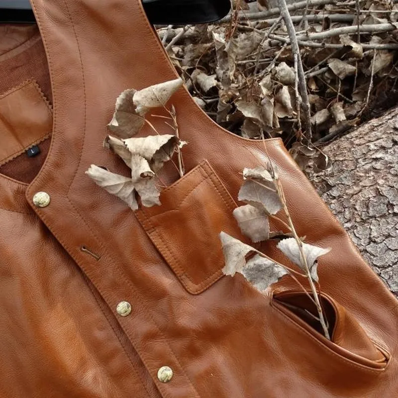 Safari Style 100% Real Leather Cowhide Vest Luxury Vintage Slim Sleeveless Jacket Street Hip Hop Single Breasted Short Waistcoat
Safari Style 100% Real Leather Cowhide Vest Luxury Vintage Slim Sleeveless Jacket Street Hip Hop Single Breasted Short Waistcoat