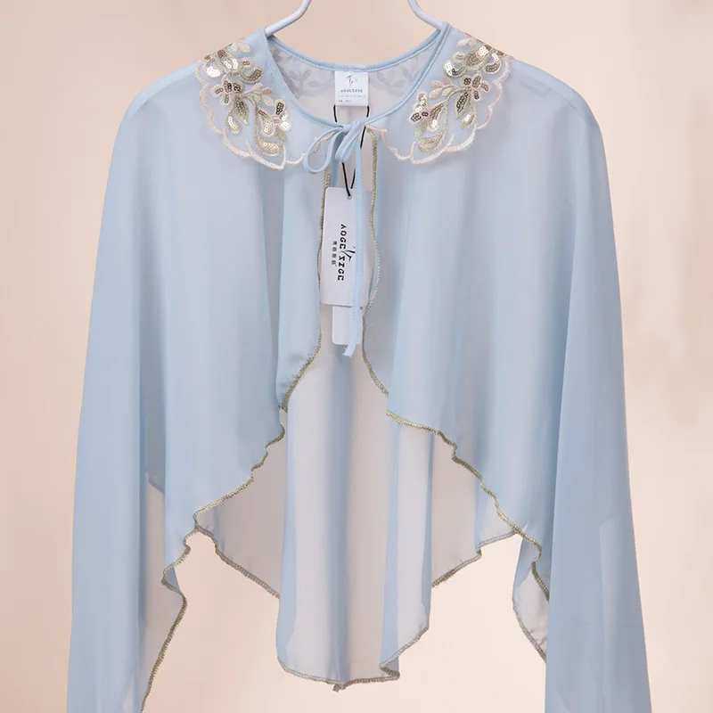 White Cape Femme Loose Collar Embroidery Ponchos And Layers Woman Long Sleeve Ponchos Driving Vacation Sun Protection Shawl New
White Cape Femme Loose Collar Embroidery Ponchos And Layers Woman Long Sleeve Ponchos Driving Vacation Sun Protection Shawl New