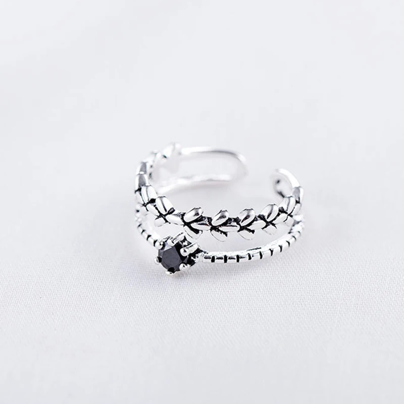 Vintage Silver Color Leaves Shape Multi-Layer Ring Black Stone Open Ring for Women Girls Teens Adjustable Finger Jewelry
Vintage Silver Color Leaves Shape Multi-Layer Ring Black Stone Open Ring for Women Girls Teens Adjustable Finger Jewelry