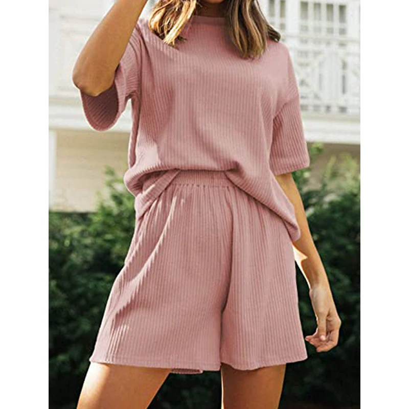 Commute Round Neck Solid Color Fashion Short Sleeve Top + High Waist Shorts Causal Two Piece Set 2021 Summer New Size S-2Xl
Commute Round Neck Solid Color Fashion Short Sleeve Top + High Waist Shorts Causal Two Piece Set 2021 Summer New Size S-2Xl