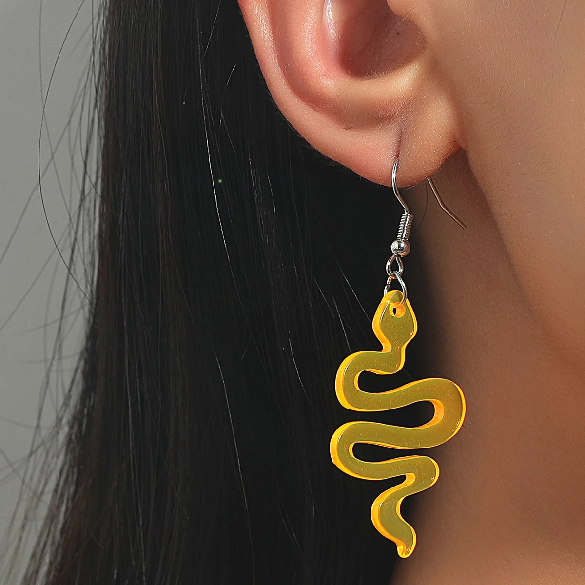 Origin Summer Temperament Snake Transparent Resin Dangle Earring for Women Girls 3 Designs Twist Arcylic Earring Jewellery
Origin Summer Temperament Snake Transparent Resin Dangle Earring for Women Girls 3 Designs Twist Arcylic Earring Jewellery