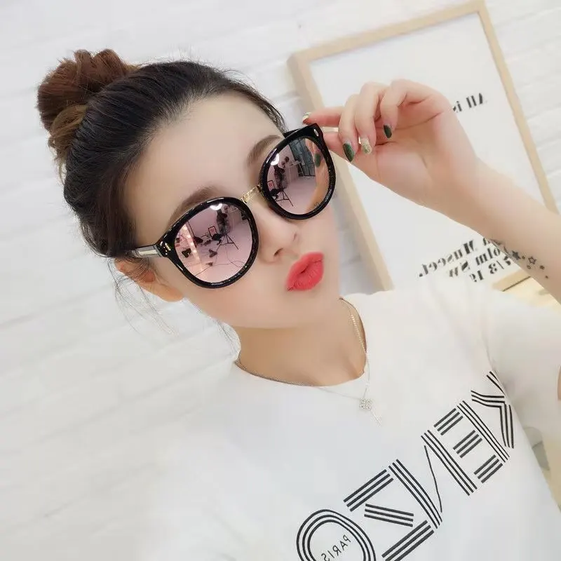 2020 Classic Small Frame Round Sunglasses Women/Men Brand Designer Alloy Mirror Sun Glasses Vintage arrow sunglasses
2020 Classic Small Frame Round Sunglasses Women/Men Brand Designer Alloy Mirror Sun Glasses Vintage arrow sunglasses