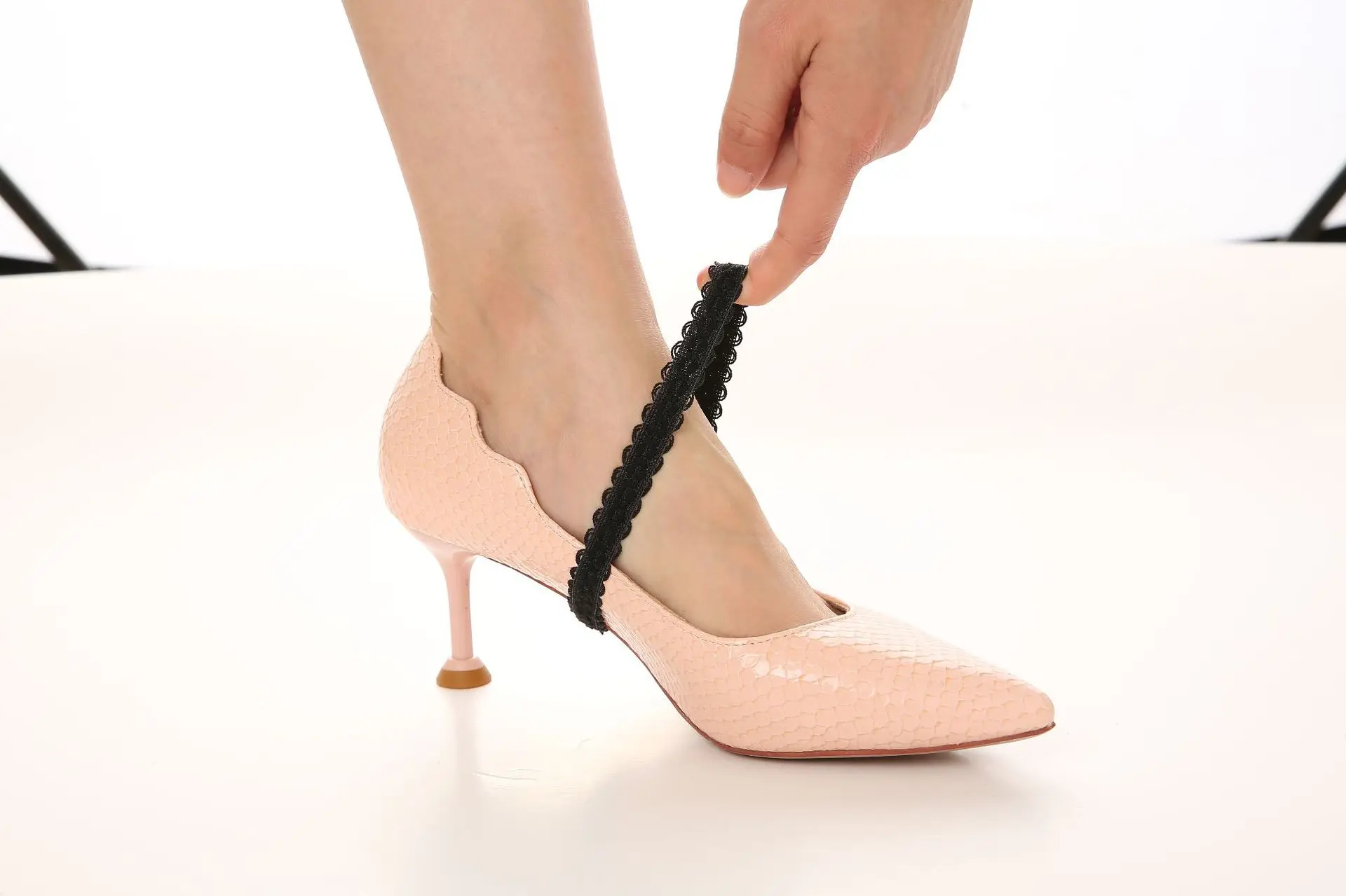 shoelace High-heeled Shoes Anti-falling Artifact Lazy People Tying Laces Lazy Lace Easy To Installation Shoelace Charm Stretch 
shoelace High-heeled Shoes Anti-falling Artifact Lazy People Tying Laces Lazy Lace Easy To Installation Shoelace Charm Stretch