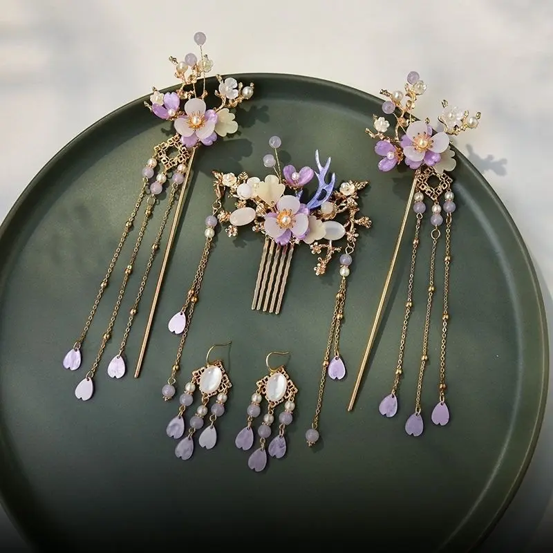 Luxury Hair Jewelry Set Traditional Chinese Hanfu Hair Accessories for Women Hair Stick Hair Comb Earrings Fine Jewelry Gift
Luxury Hair Jewelry Set Traditional Chinese Hanfu Hair Accessories for Women Hair Stick Hair Comb Earrings Fine Jewelry Gift