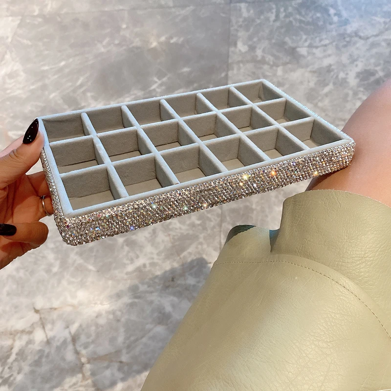 Diamond inlaid multi specification jewelry box large capacity Earrings Ring Necklace Display Stand weed box storage organizer
Diamond inlaid multi specification jewelry box large capacity Earrings Ring Necklace Display Stand weed box storage organizer