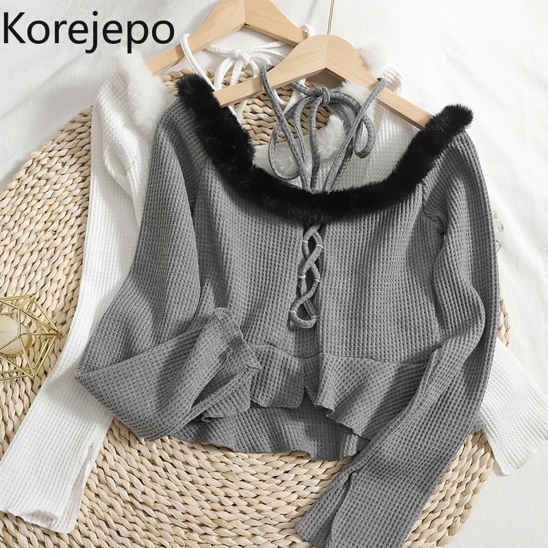 Korejepo Stitched Plush Top Slash Neck Off Shoulder Lotus Leaf Edge Women 2021 Winter Short Lace Up Hanging Neck Shirt Fashion
Korejepo Stitched Plush Top Slash Neck Off Shoulder Lotus Leaf Edge Women 2021 Winter Short Lace Up Hanging Neck Shirt Fashion