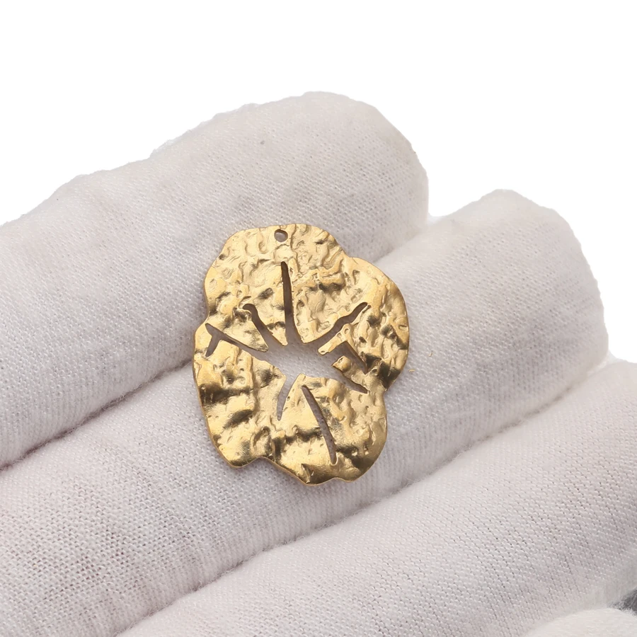 10pcs/Lot Raw Brass Embossing Flower Hollow Starfish Shaped Charms Pendant Diy For Jewelry Earrings Necklace Making Accessories
10pcs/Lot Raw Brass Embossing Flower Hollow Starfish Shaped Charms Pendant Diy For Jewelry Earrings Necklace Making Accessories