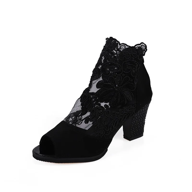 Female Sandal Black Shoes for Women 2021 Summer High Heels Med Large Size Open Toe Breathable Girls Laces Beige High-heeled Medi
Female Sandal Black Shoes for Women 2021 Summer High Heels Med Large Size Open Toe Breathable Girls Laces Beige High-heeled Medi