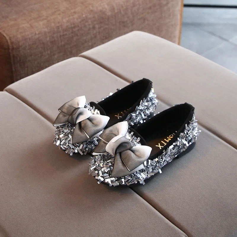 Sequined Girls Slip on Shoes Butterfly knot Princess Shoes Bling Children's Ballet Flats Single Shoes For Big Girl Toddlers
Sequined Girls Slip on Shoes Butterfly knot Princess Shoes Bling Children's Ballet Flats Single Shoes For Big Girl Toddlers