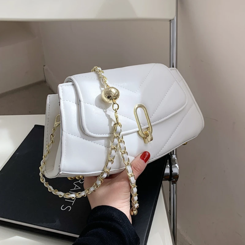 2021 V-line Crossbody Saddle Bag for Women Fashion Sac A Main Female Shoulder Bag Female Handbags and Purses with Handle
2021 V-line Crossbody Saddle Bag for Women Fashion Sac A Main Female Shoulder Bag Female Handbags and Purses with Handle