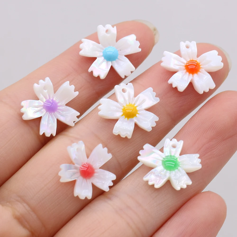 5PCS Natural Sea Shell Flower Beads 15x15mm for DIY Jewelry Making Necklace Earrings Accessories High Quality Gift
5PCS Natural Sea Shell Flower Beads 15x15mm for DIY Jewelry Making Necklace Earrings Accessories High Quality Gift
