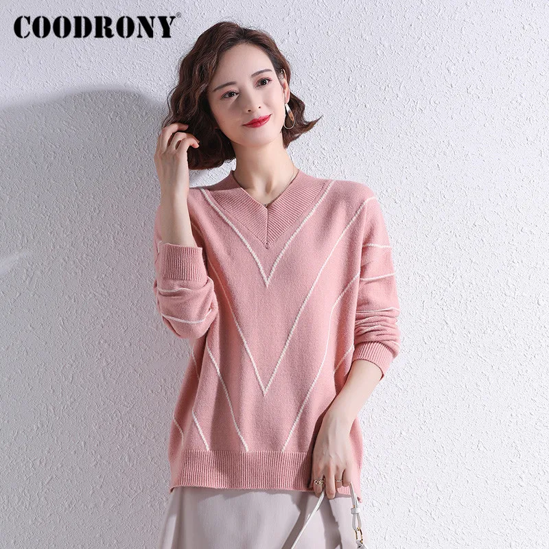 COODRONY Brand Elegant Spring Autumn Knitted Female V-Neck Sweaters Streetwear Fashion Harajuku Women's Pullover Clothing W1399 
COODRONY Brand Elegant Spring Autumn Knitted Female V-Neck Sweaters Streetwear Fashion Harajuku Women's Pullover Clothing W1399