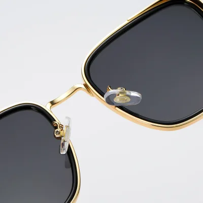 Classic Gothic Steampunk Style Square Sunglasses Men Women Brand Designer Retro Round Metal Frame Colorful Lens Sun Glasses
Classic Gothic Steampunk Style Square Sunglasses Men Women Brand Designer Retro Round Metal Frame Colorful Lens Sun Glasses