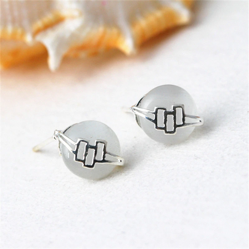 New Silver Earrings Beautiful Temperament Women's Love Inlaid Opal Moonstone Earrings Jewelry Gifts 
New Silver Earrings Beautiful Temperament Women's Love Inlaid Opal Moonstone Earrings Jewelry Gifts