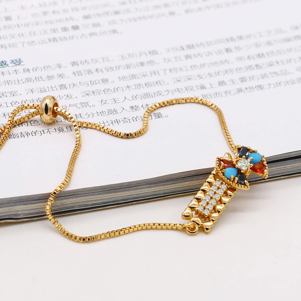 Vintage Style 925 Sterling Silver Material Gold Bracelet for Women Charm Jewelry Color Zircon Design Gold Color Birthday Present
Vintage Style 925 Sterling Silver Material Gold Bracelet for Women Charm Jewelry Color Zircon Design Gold Color Birthday Present