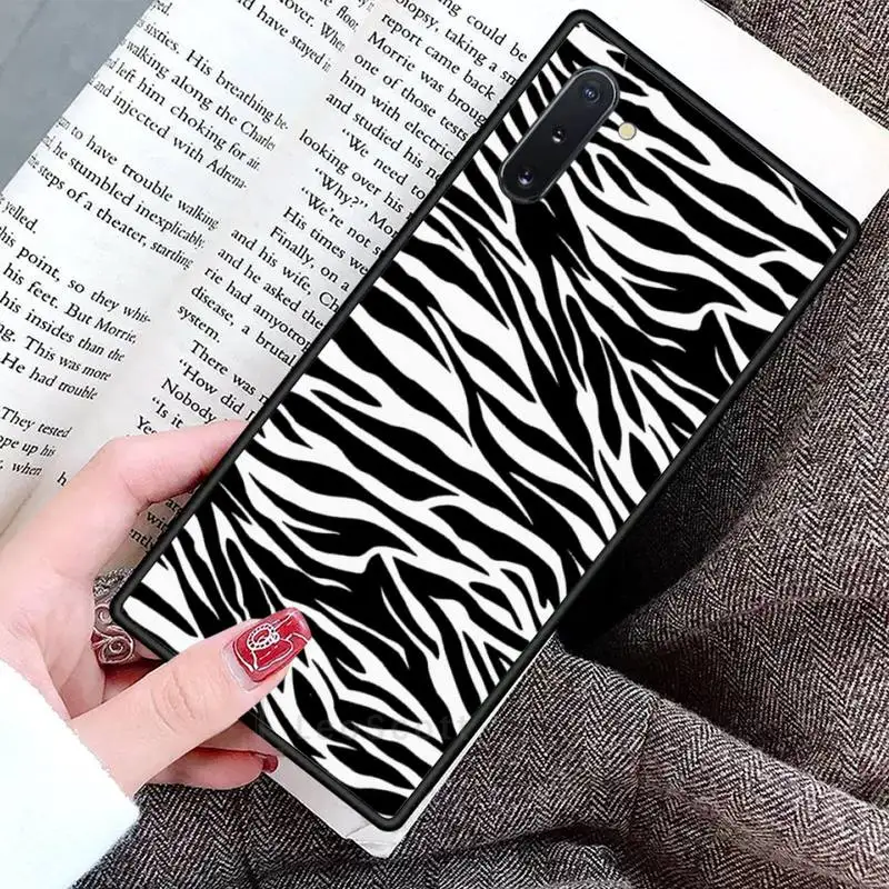 Zebra Striped Black White Anima Phone Case For Samsung Galaxy S8 S9 S10 Plus S10E Note 3 4 5 6 7 8 9 10 Pro Lite cover
Zebra Striped Black White Anima Phone Case For Samsung Galaxy S8 S9 S10 Plus S10E Note 3 4 5 6 7 8 9 10 Pro Lite cover