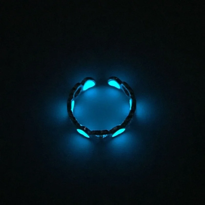 Women Luminous Ring Glowing Love Heart Shaped Brand Ring Glow In The Dark Ring Adjustable Ring For Girl Part
Women Luminous Ring Glowing Love Heart Shaped Brand Ring Glow In The Dark Ring Adjustable Ring For Girl Part