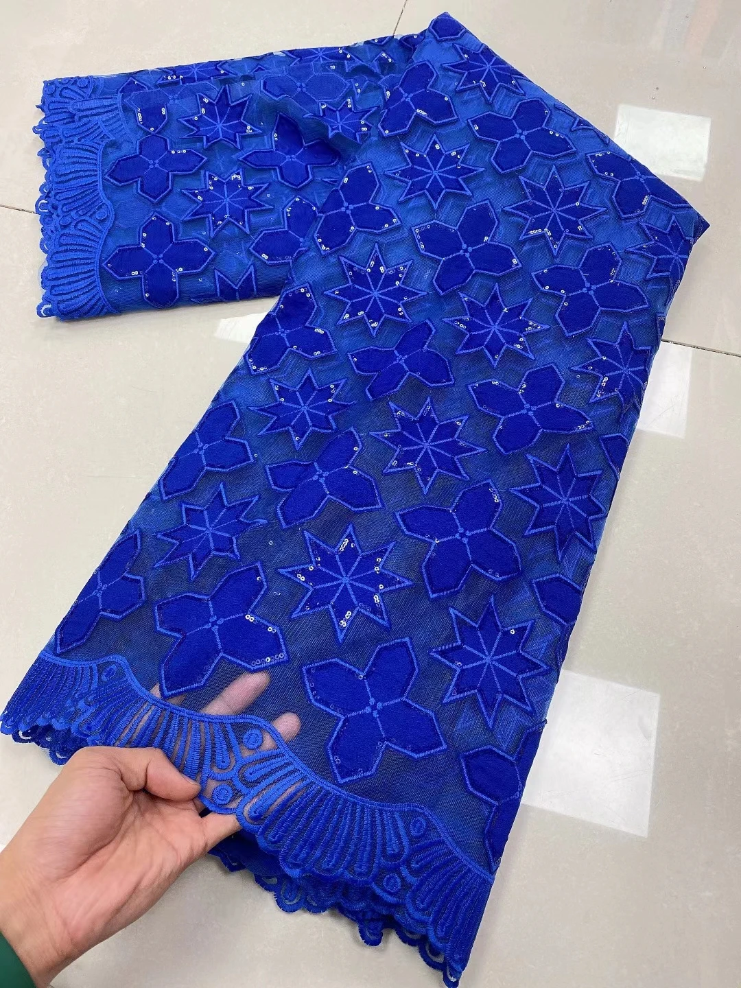 Pretty quality 2021 tulle laces beauty design party dress sewing fabrics skin friendly tissue gowns DIY tulle lace fabrics
Pretty quality 2021 tulle laces beauty design party dress sewing fabrics skin friendly tissue gowns DIY tulle lace fabrics
