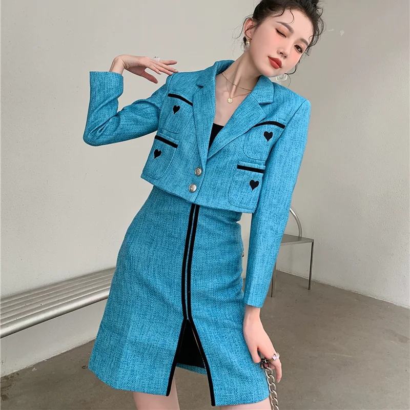 Blazer and Skirt Two Piece Sets Women Vintage Elegant Slim Casual Embroidery Short Suit Jacke Coat Sexy Mini Skirts Suits 9913
Blazer and Skirt Two Piece Sets Women Vintage Elegant Slim Casual Embroidery Short Suit Jacke Coat Sexy Mini Skirts Suits 9913