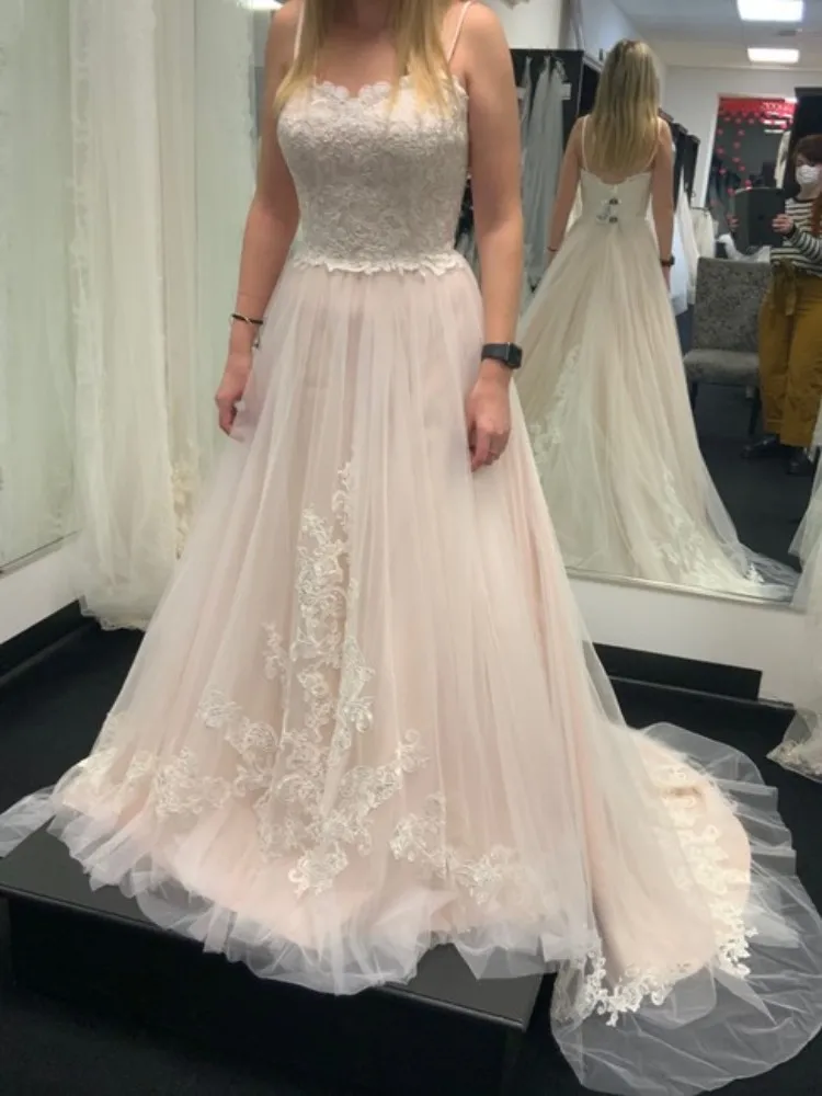 Кружевное платье А-силуэта с свадебное платье со шлейфом на тонких бретелях с длинными рукавами размера плюс свадебное платье с пышной юбко...
Кружевное платье А-силуэта с свадебное платье со шлейфом на тонких бретелях с длинными рукавами размера плюс свадебное платье с пышной юбко...