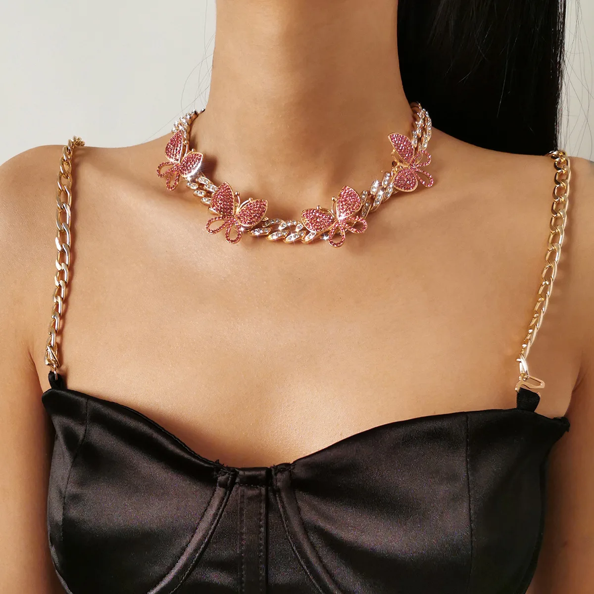 Cuban link chain Out buckle micro inlaid necklace big butterfly necklace women Hip hop punk luxury
Cuban link chain Out buckle micro inlaid necklace big butterfly necklace women Hip hop punk luxury