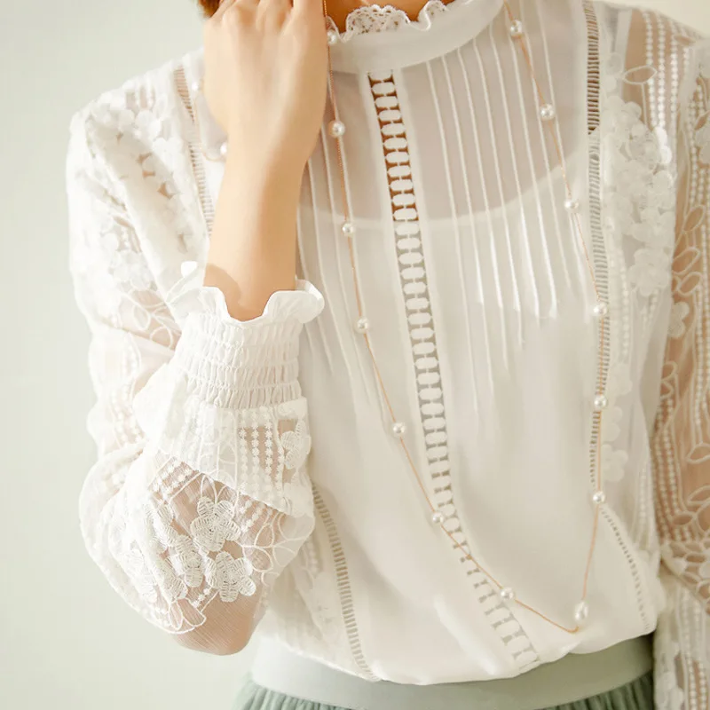 New Fairy embroidered chiffon shirt lace top girl spring and summer silk shirt
New Fairy embroidered chiffon shirt lace top girl spring and summer silk shirt