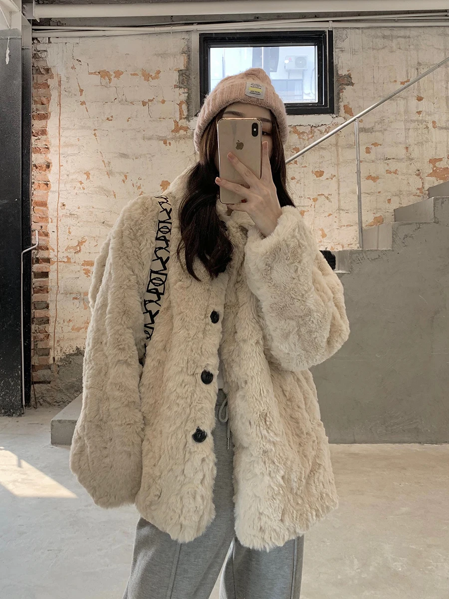 Winter New High-Grade Lamb Wool Coat Female Winter Imitate Rex Rabbit Fur Fur Internet Hot Cashmere Cotton-Padded Coat
Winter New High-Grade Lamb Wool Coat Female Winter Imitate Rex Rabbit Fur Fur Internet Hot Cashmere Cotton-Padded Coat