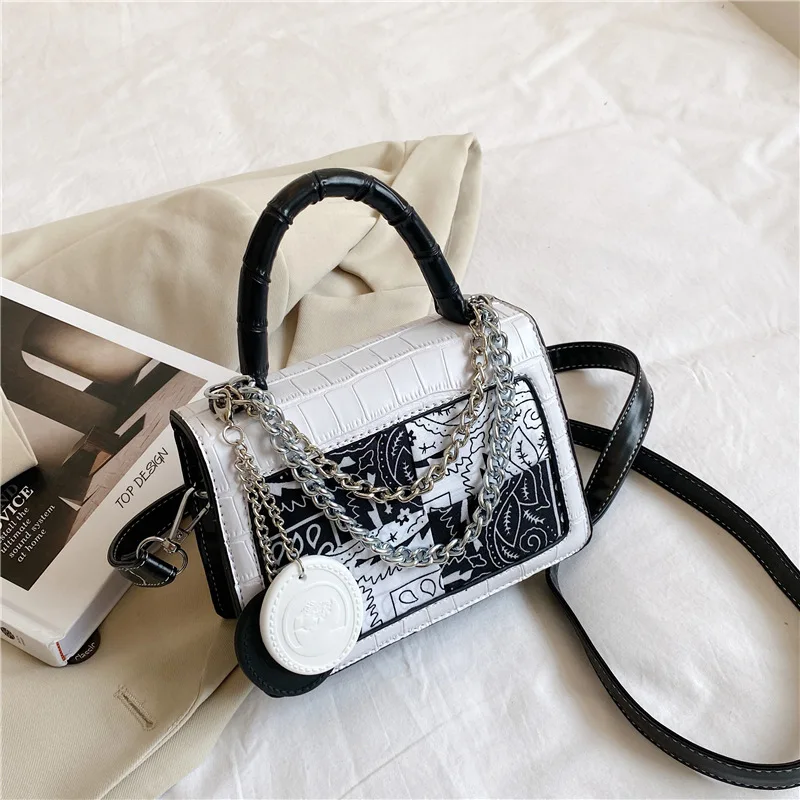 Famous Women's Chains Shoulder Bags Quality PU Cashew Flower Bandana Purses And Handbag Women Satchel Bags Ladies Flap Tote Bag
Famous Women's Chains Shoulder Bags Quality PU Cashew Flower Bandana Purses And Handbag Women Satchel Bags Ladies Flap Tote Bag