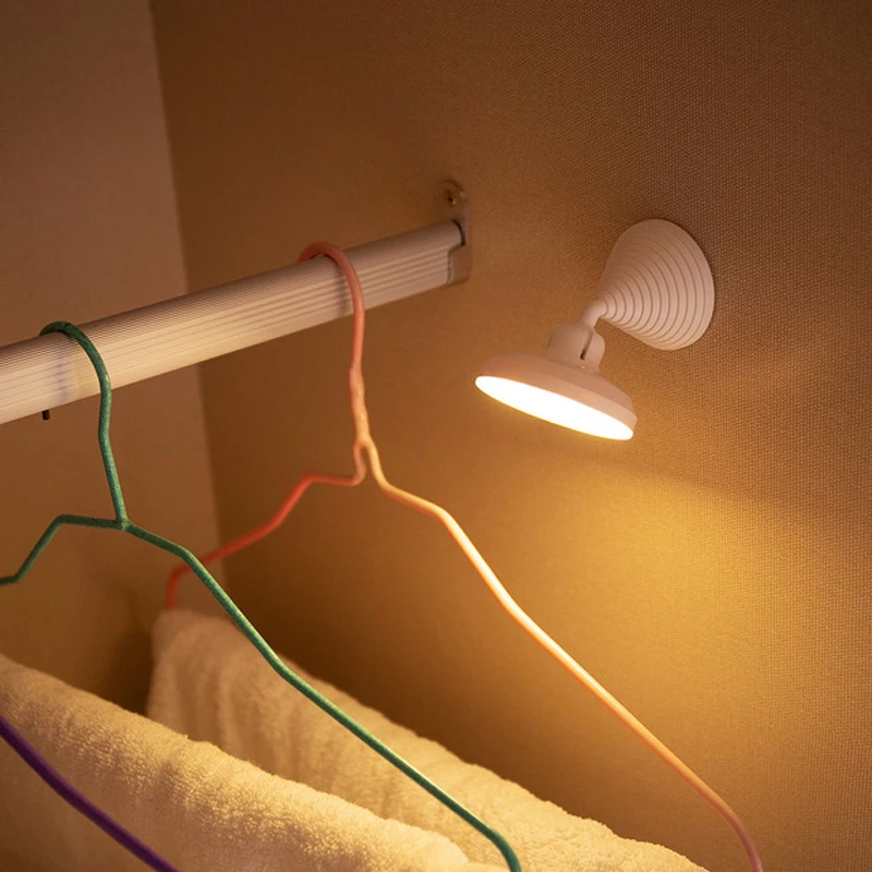 Upgraded Motion Sensor Wardrobe Light, 6LED Rechargeable Closet Under Kitchen Cabinet light rotatable Interior night light
Upgraded Motion Sensor Wardrobe Light, 6LED Rechargeable Closet Under Kitchen Cabinet light rotatable Interior night light