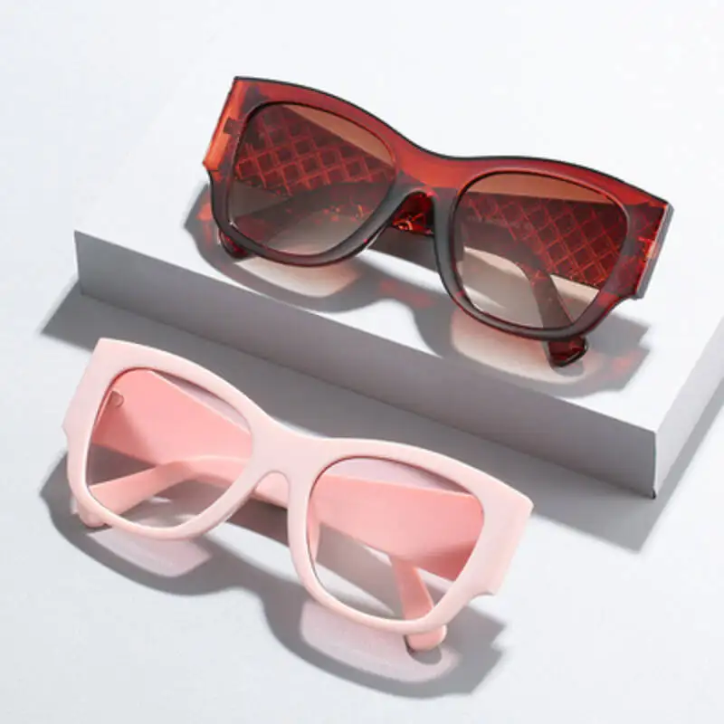 Retro Square Wide Legs Sunglasses Women 2021 Luxury Brand Designer Trendy Cat Eye Gradient Sun Glasses Female Plaid Shades Men
Retro Square Wide Legs Sunglasses Women 2021 Luxury Brand Designer Trendy Cat Eye Gradient Sun Glasses Female Plaid Shades Men