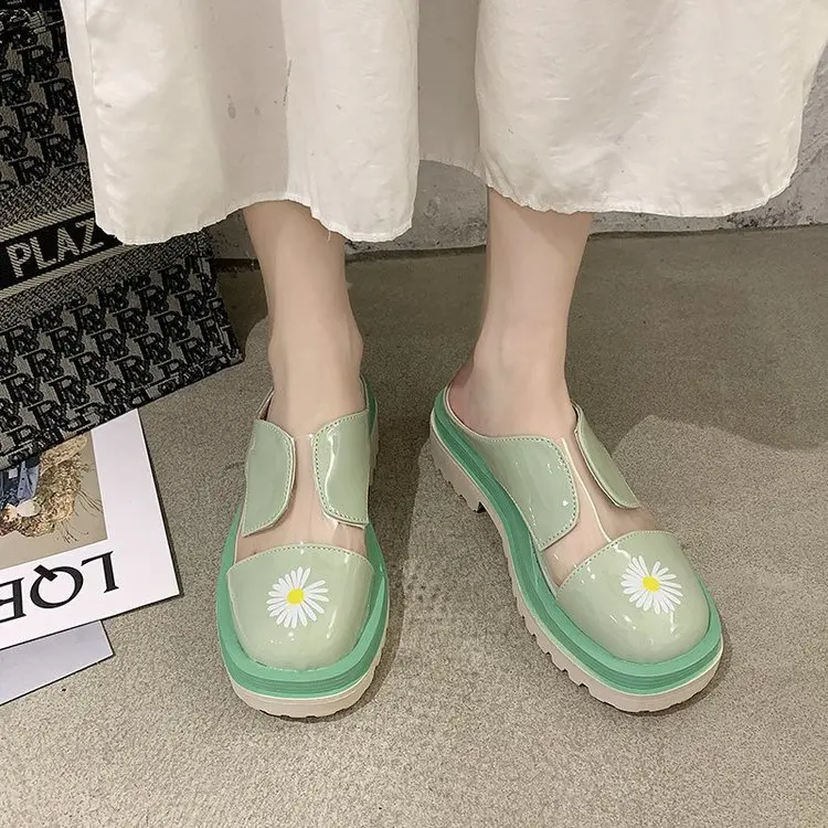 Trifle thick-soled women's sandals 2021 summer new transparent contrast color without heel slope with lazy half slippers tide
Trifle thick-soled women's sandals 2021 summer new transparent contrast color without heel slope with lazy half slippers tide