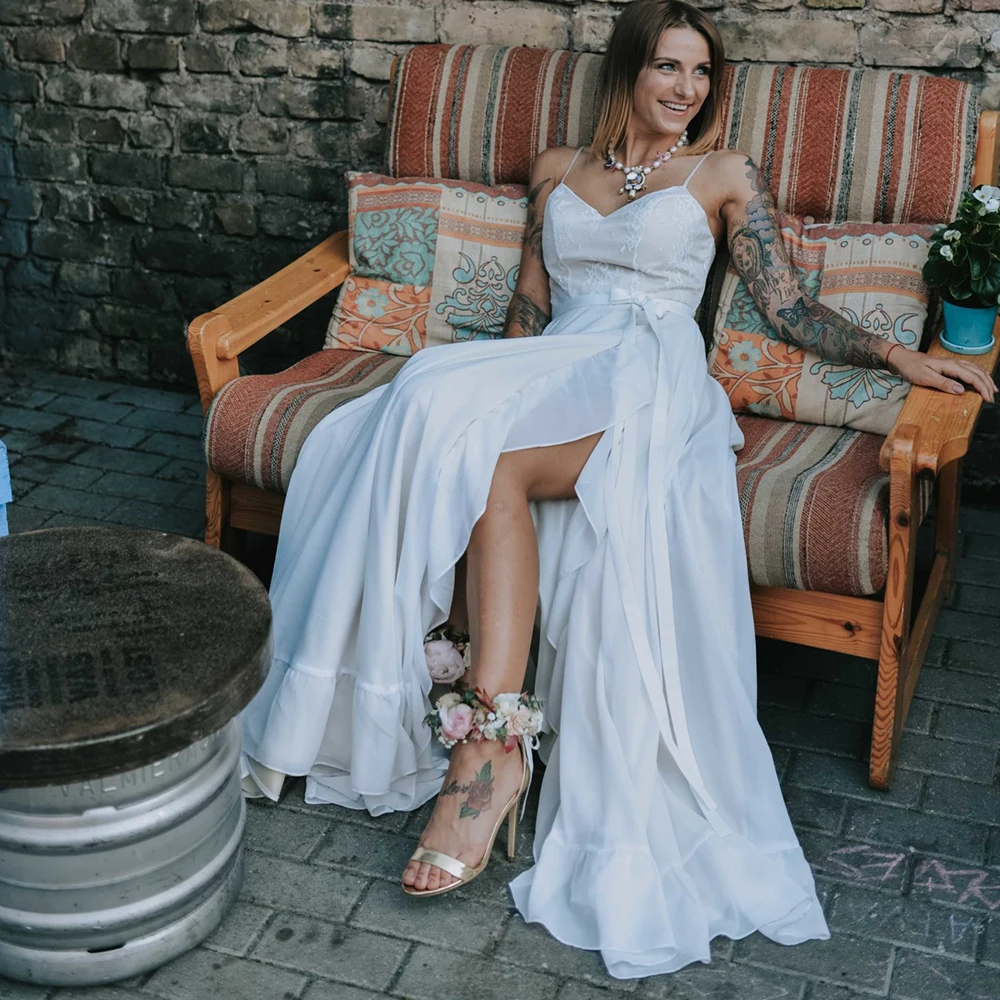 Spaghetti Straps Lace Chiffon Wedding Gowns A Line Low Back Custom 2021 Made Garden Long Boho Beach High Split Bridal Dresses
Spaghetti Straps Lace Chiffon Wedding Gowns A Line Low Back Custom 2021 Made Garden Long Boho Beach High Split Bridal Dresses
