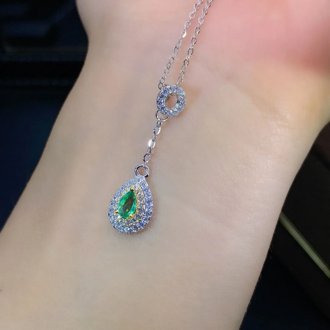 3X5mm Natural Emerald Pendant 925 Sterling Silver Inlaid Ladies Jewelry New Jolleria De Mujer Sieraden Gift for Women
3X5mm Natural Emerald Pendant 925 Sterling Silver Inlaid Ladies Jewelry New Jolleria De Mujer Sieraden Gift for Women