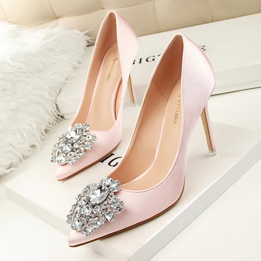 Women High Heels Women Crystal Shoes Sexy 10cm Thin Heels Shallow Tip Shiny Water Drill Buckle Single Shoes
Women High Heels Women Crystal Shoes Sexy 10cm Thin Heels Shallow Tip Shiny Water Drill Buckle Single Shoes