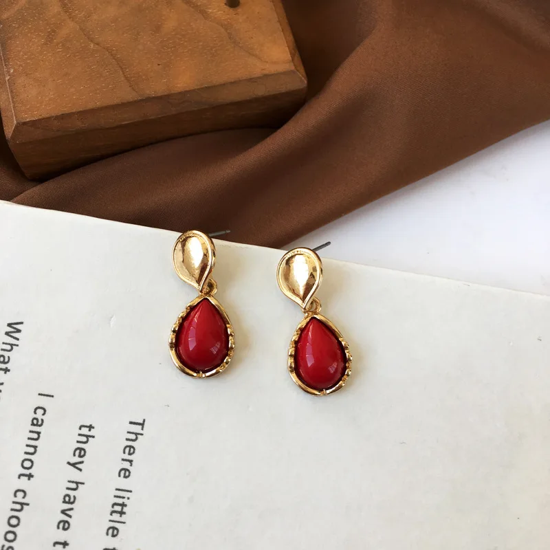 

Luxury Female Wine Red Acrylic Water Drop Earrings Fashion Vintage Teardrop Clip On Earrings For Women Elegant Wedding Jewelry