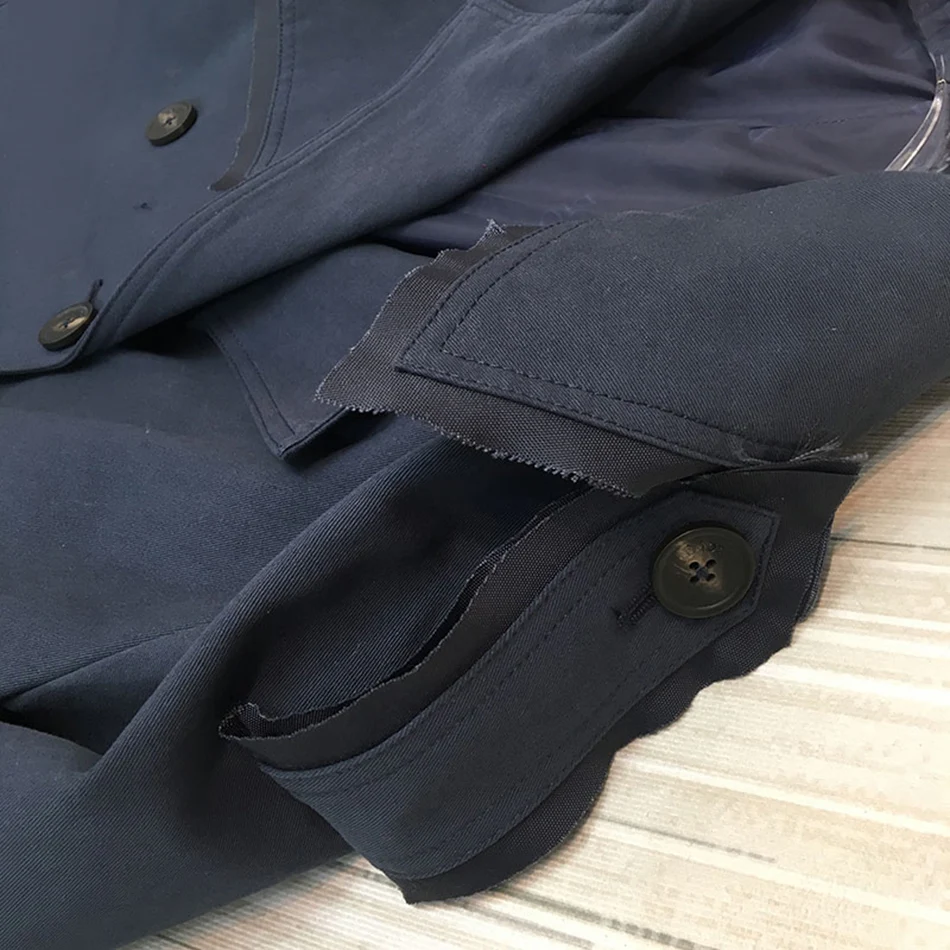 Elegant Trench Coat Women's Black Lapel Double-breasted Jacket Women's Long Sleeve Belt Slim Trench Coat 2020 Fashion Autumn New
Elegant Trench Coat Women's Black Lapel Double-breasted Jacket Women's Long Sleeve Belt Slim Trench Coat 2020 Fashion Autumn New
