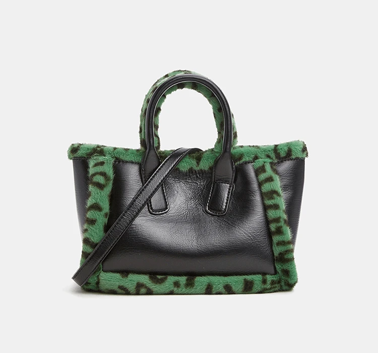 Модная женская сумочка в стиле пэчворк из искусственного меха с зеленым леопардовым принтом, дизайнерская сумка на плечо, роскошная плюшев...
Модная женская сумочка в стиле пэчворк из искусственного меха с зеленым леопардовым принтом, дизайнерская сумка на плечо, роскошная плюшев...