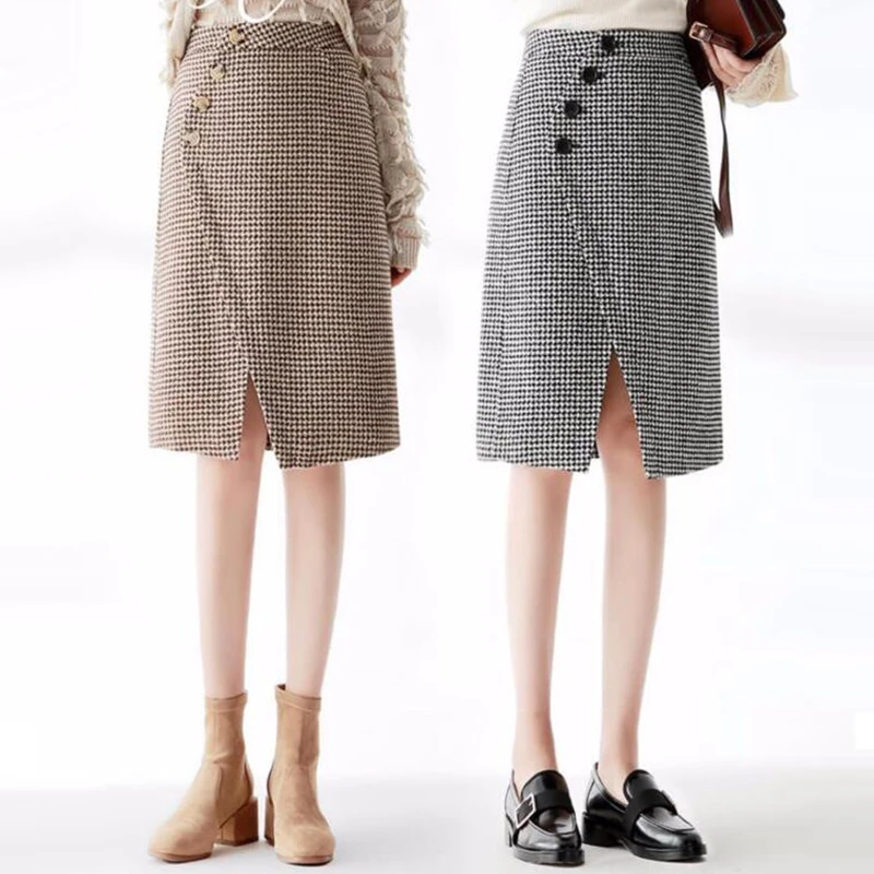 Black Houndstooth Woolen Skirt Autumn Women Fashion Side Button High Waist Split Knee Length Skirt Woman All-match A Line Skirts
Black Houndstooth Woolen Skirt Autumn Women Fashion Side Button High Waist Split Knee Length Skirt Woman All-match A Line Skirts