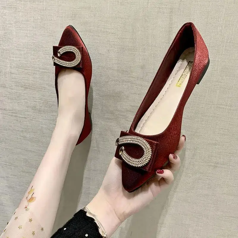 Women Casual Sweet Wine Red Slip on Flat Shoes Sapatos Femininas Lady Fashion Party Night Club Flats Zapatos De Mujer E9375
Women Casual Sweet Wine Red Slip on Flat Shoes Sapatos Femininas Lady Fashion Party Night Club Flats Zapatos De Mujer E9375