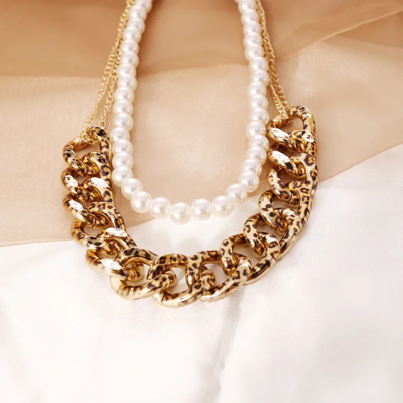 Luokey Elegant Simulated Pearl Choker Collar Leopard Aluminum Chain Necklaces For Women Party Wedding Fashion Jewelry Wholesale
Luokey Elegant Simulated Pearl Choker Collar Leopard Aluminum Chain Necklaces For Women Party Wedding Fashion Jewelry Wholesale