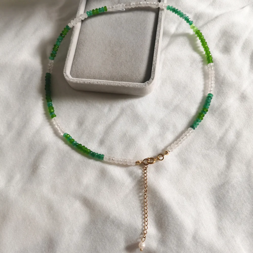 Choker Female Green Simple 2020 New Trendy Design Temperament Fashion Necklace Jewelery Collar
Choker Female Green Simple 2020 New Trendy Design Temperament Fashion Necklace Jewelery Collar