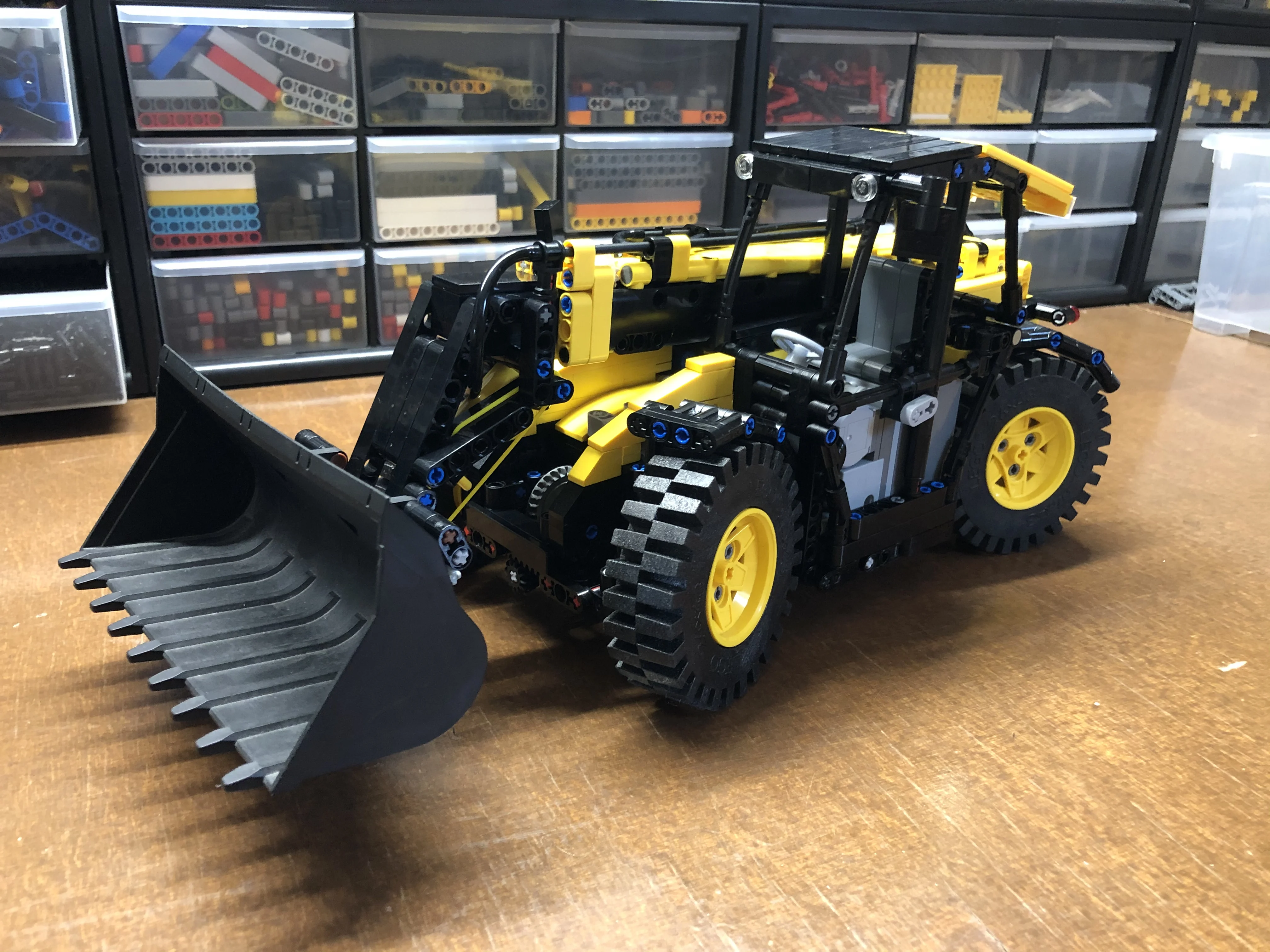 Конструктор MOC RC, телескопический вилочный погрузчик, игрушка «сделай сам» в сборе, подарок, модель для обучения детей 
Конструктор MOC RC, телескопический вилочный погрузчик, игрушка «сделай сам» в сборе, подарок, модель для обучения детей