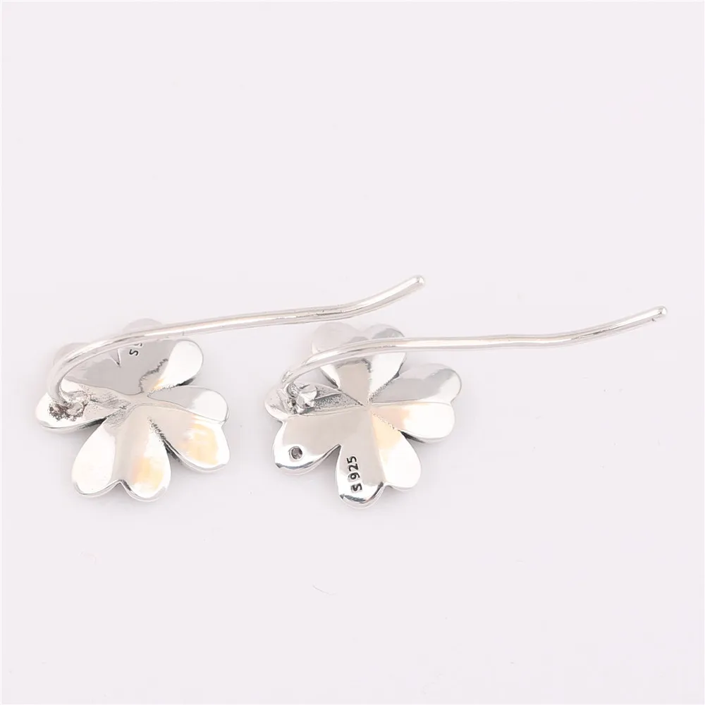 925 Sterling Silver pan Earring Lucky Four-leaf Clovers Earrings For Women Wedding Gift Europe Fashion Jewelry
925 Sterling Silver pan Earring Lucky Four-leaf Clovers Earrings For Women Wedding Gift Europe Fashion Jewelry