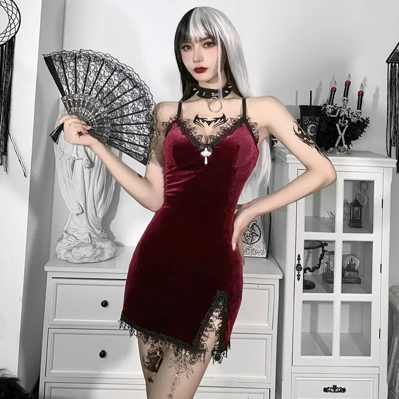 Y2k Aesthetic Goth Dark Cross Red Mini Dres Party Club Punk Emo Vintage Sexy Spaghetti Strap High Waist Slit Dresses Women
Y2k Aesthetic Goth Dark Cross Red Mini Dres Party Club Punk Emo Vintage Sexy Spaghetti Strap High Waist Slit Dresses Women