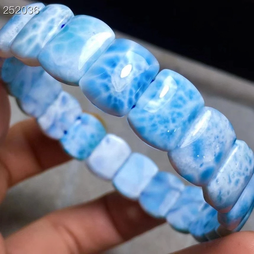 Top Quality Natural Blue Larimar Bracelet 12.8x9.2x4.4mm Water Pattern Crystal Rectangle Beads Bracelet Woman AAAAA Genuine
Top Quality Natural Blue Larimar Bracelet 12.8x9.2x4.4mm Water Pattern Crystal Rectangle Beads Bracelet Woman AAAAA Genuine