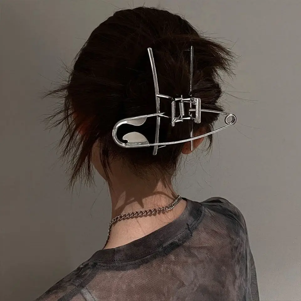 Exaggerated Pin Hair Clips for Women Punk Big Hairclip Large Hairwear Hair Accesories
Exaggerated Pin Hair Clips for Women Punk Big Hairclip Large Hairwear Hair Accesories