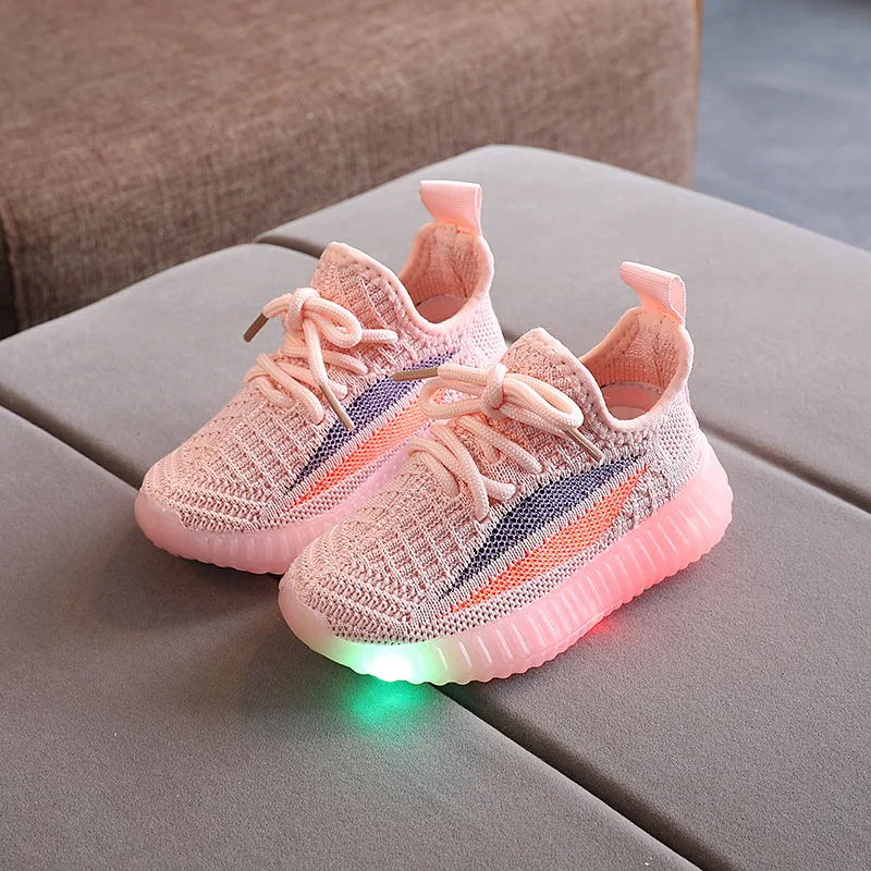 2020 Autumn New Children's LED Light Breathable Girls' Running Shoes Boys Soft Bottom Luminous Sneakers Children's Shoes
2020 Autumn New Children's LED Light Breathable Girls' Running Shoes Boys Soft Bottom Luminous Sneakers Children's Shoes