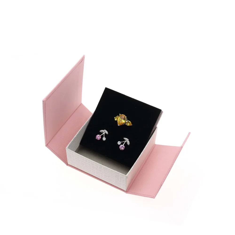 Jewelry gift Boxes Paper Multicolor Ribbon Bowknot For Gift Necklace Earring Set Packing Display 8*8.3*3.5cm, 1 Piece
Jewelry gift Boxes Paper Multicolor Ribbon Bowknot For Gift Necklace Earring Set Packing Display 8*8.3*3.5cm, 1 Piece