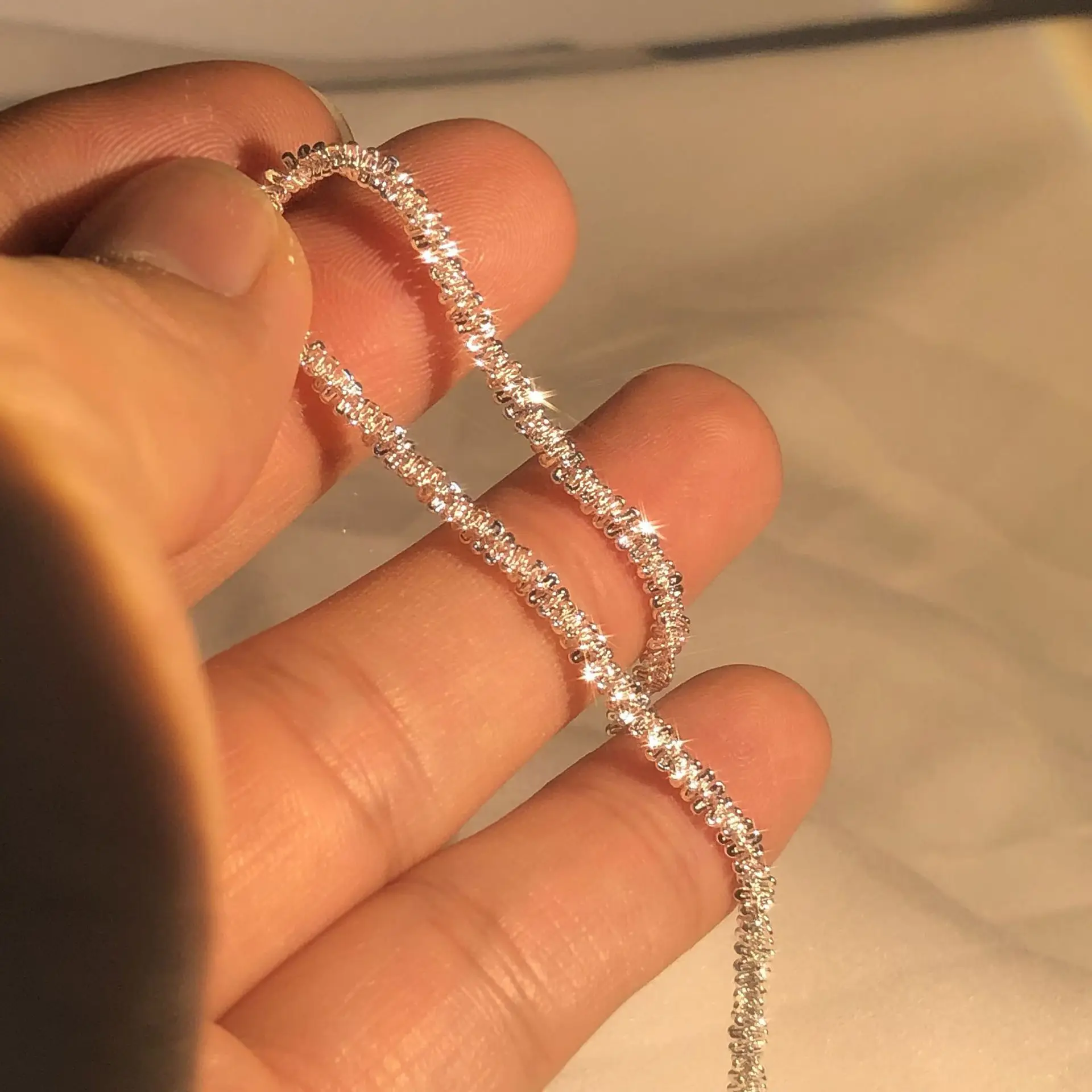 New 925 Sterling Silver Bracelet 1.5mm Shiny Bracelet For Your Woman Water Jewelry Gift
New 925 Sterling Silver Bracelet 1.5mm Shiny Bracelet For Your Woman Water Jewelry Gift